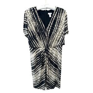 CHICO’S | Black White Abstract Midi Dress Ruched V Neck Stretch | Size 1 Medium